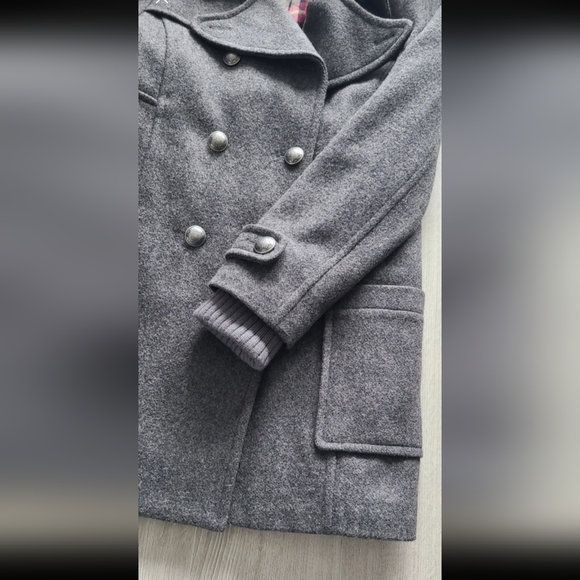 Winter Wool Coat - Picture 4 of 6